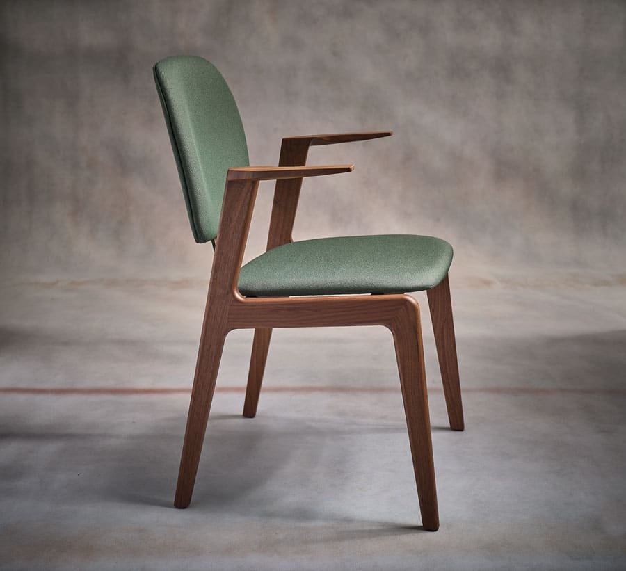 PBJ Cliff Arm tuoli, Pähkinä, Cura Dark Green 84
