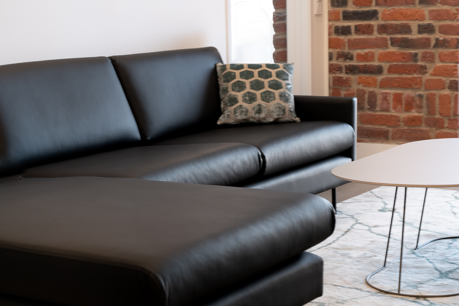 Nahka, väri Black 08622 -näytepala