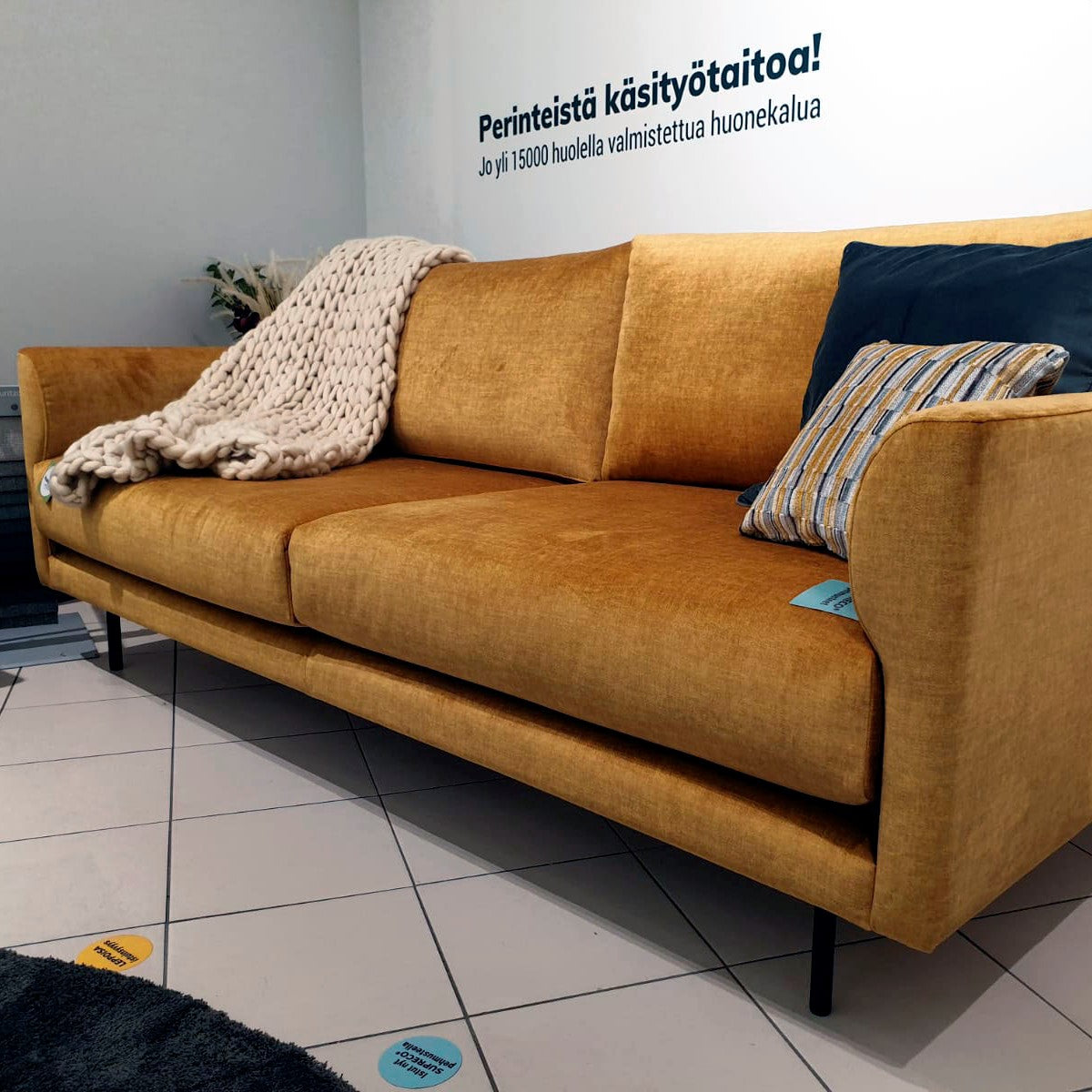 Jewel 520 Mustard -kangasnäyte