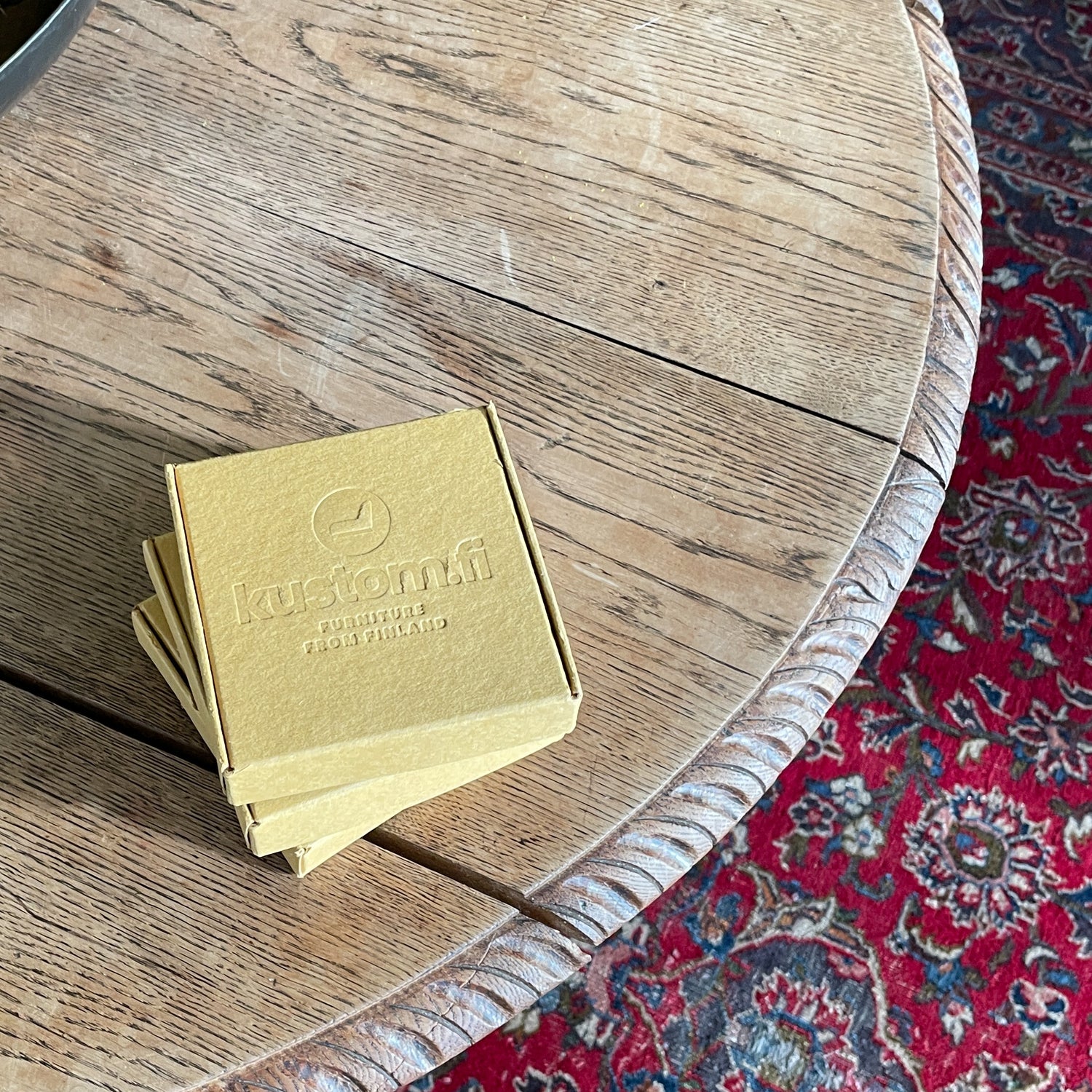 Bumerangi-vaatekoukut