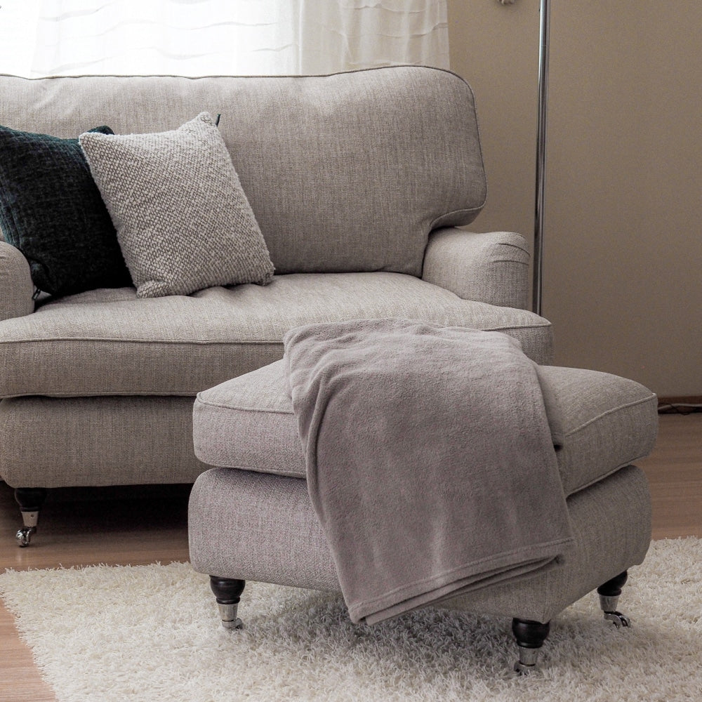 Howard leveä nojatuoli