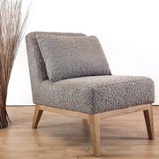 Nagu-nojatuoli Nevotexin Gute-kankaalla sävyssä 170 Beige. sävyssä 